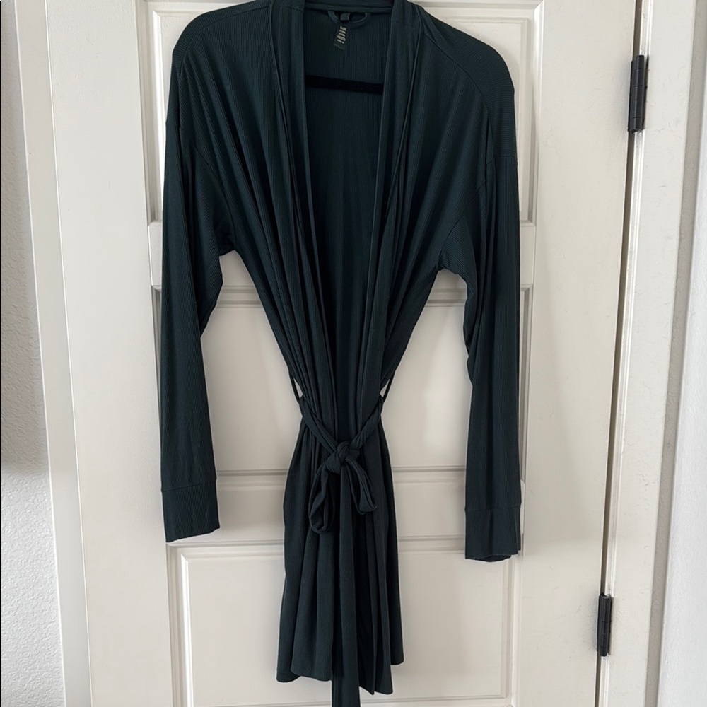 SKIMS soft lounge robe